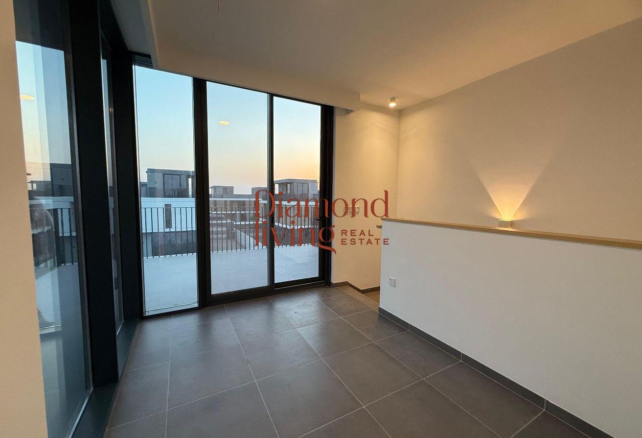 Exclusive Corner Unit | Bigger Plot | Brand New