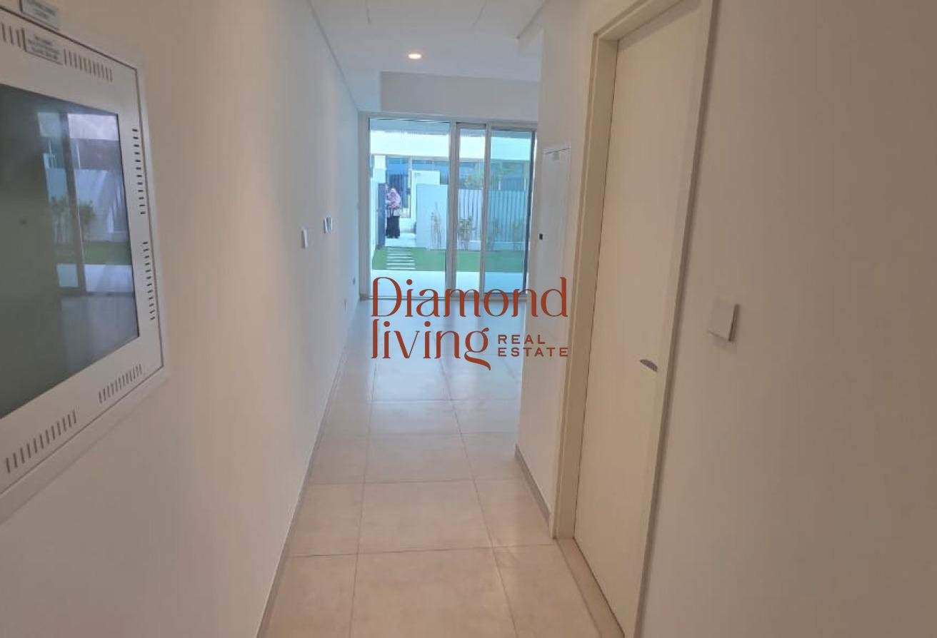 Vacant | Prime Location | Big Layout