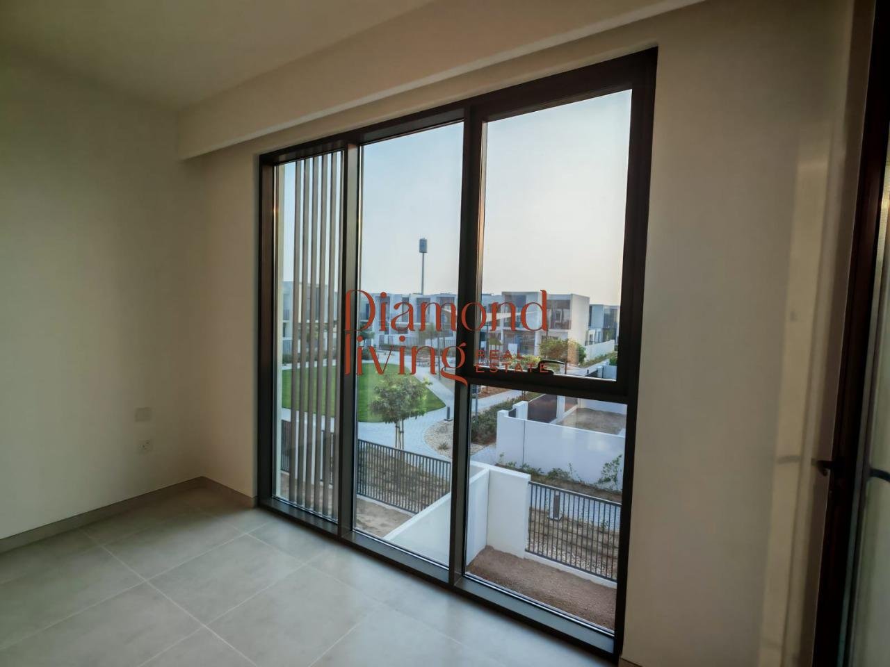 Vacant | Park View | Modern Layout