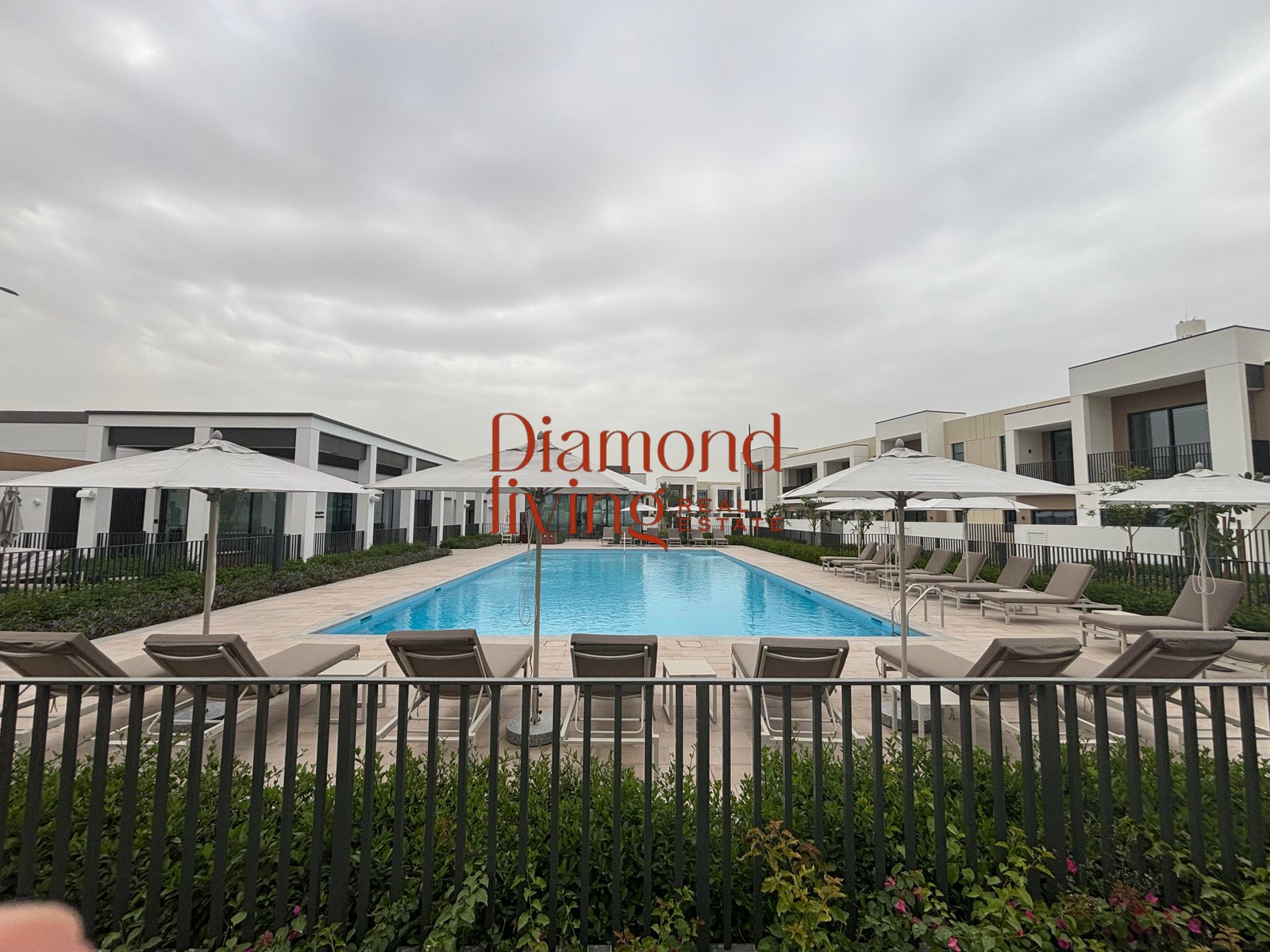 Brand New | Single Row | Private Garden