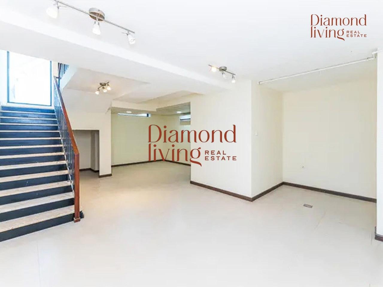 G+2+Basement | 4 BR+maid | Park view | Exclusive