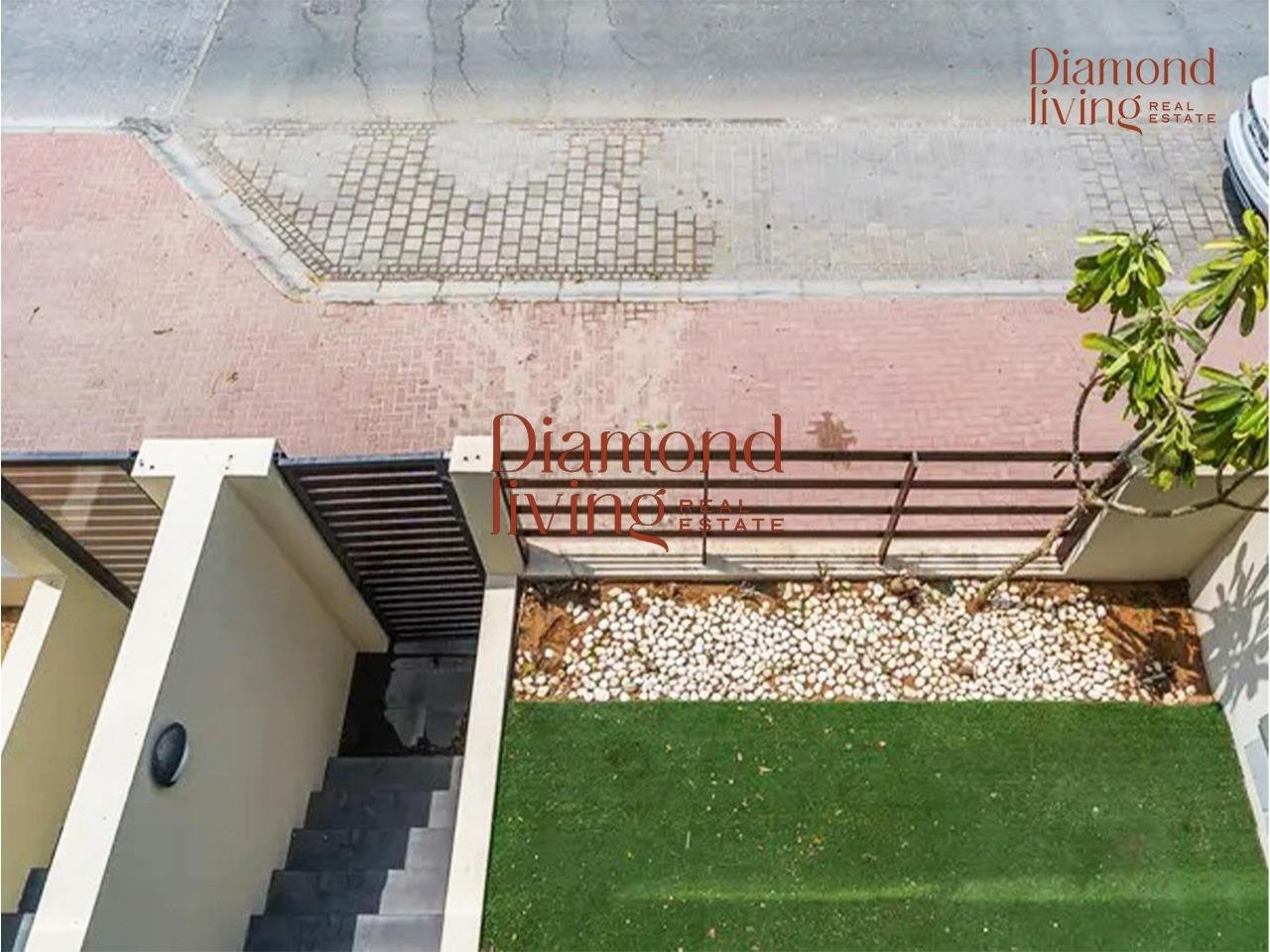 G+2+Basement | 4 BR+maid | Park view | Exclusive