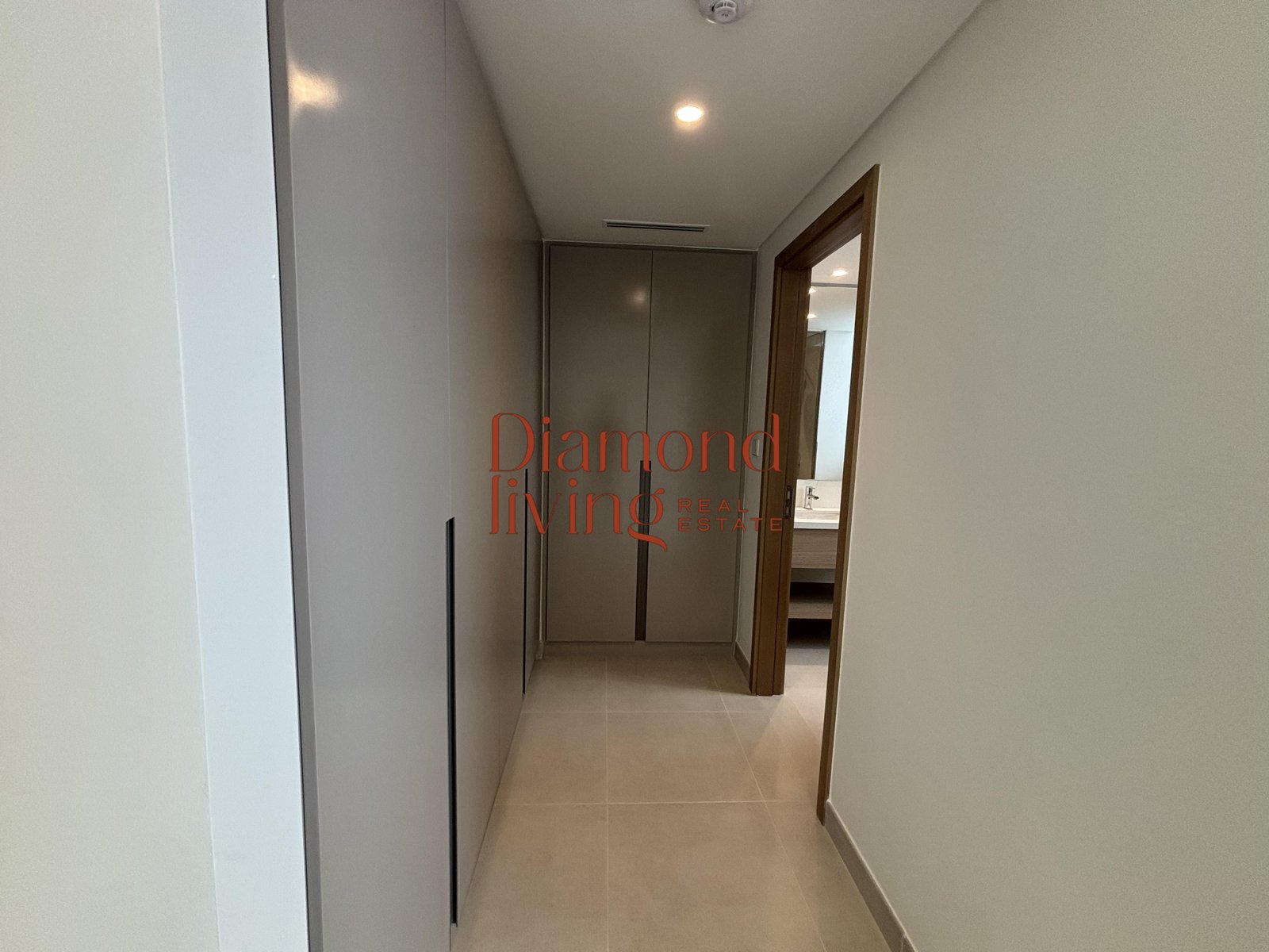 Single Row | Corner Plot | Park View